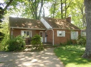 1109 Wexford Ave, Parma, OH 44134