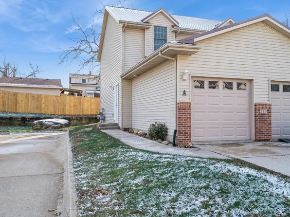 215 Shelley Ln NW Unit A, Cedar Rapids, IA 52405