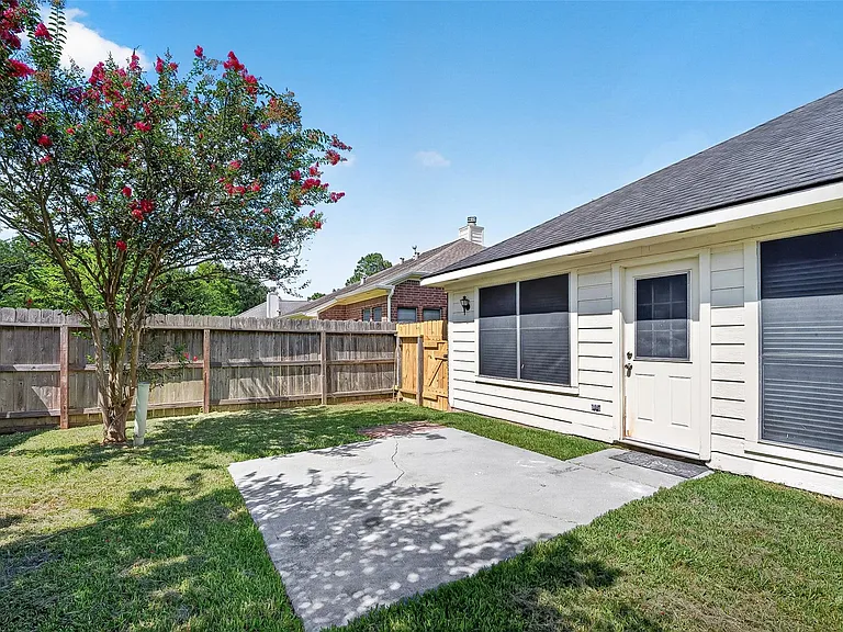 2902 Burgess Hill Ct — Photo 41