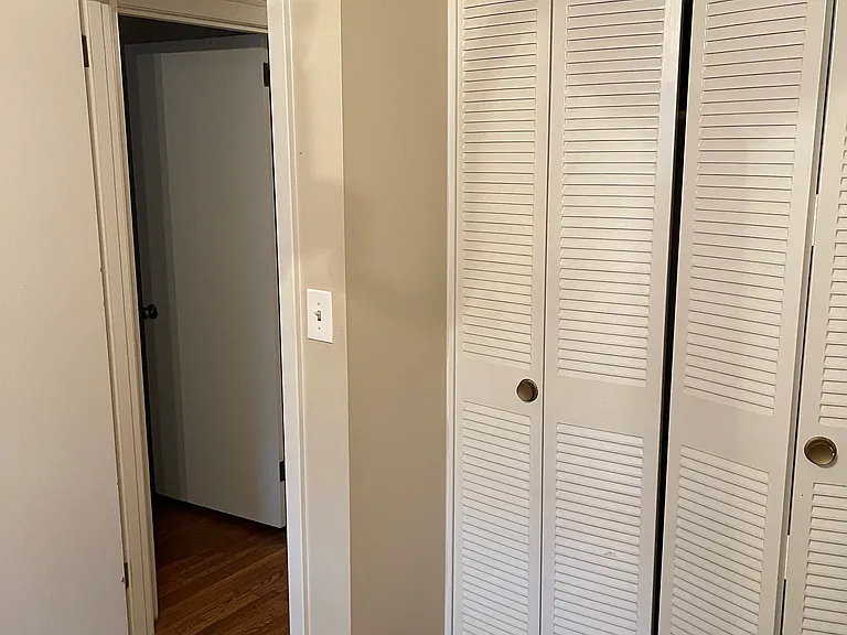 300 Willow Bend Rd — Photo 14