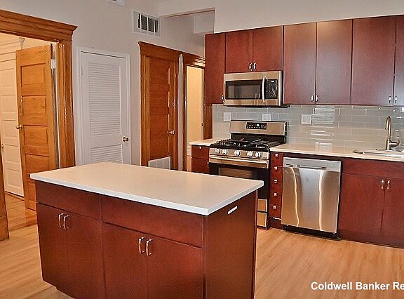 5th image of 1608 N Sawyer Ave #3