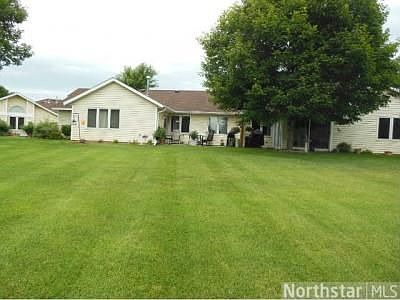 4th image of 9205 Yorkshire Ln N