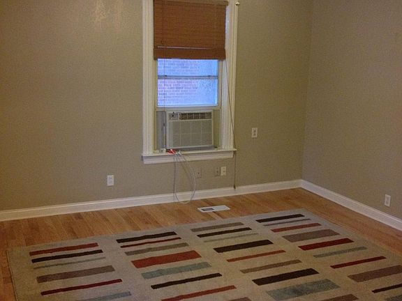 3rd image of 1634 Marshall Ave APT 1