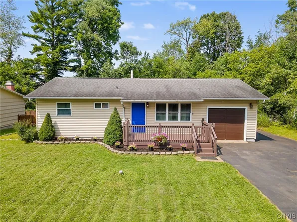 141 Henderson Blvd, Syracuse, NY 13209