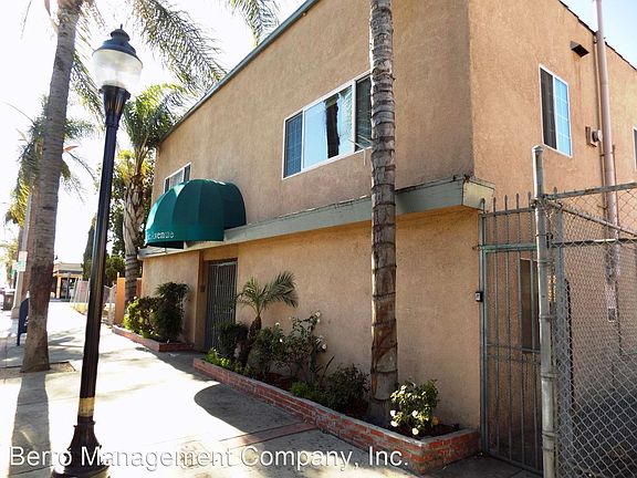 2nd image of 1915 Pacific Ave APT 12