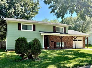 602 E Edgewood St, Springfield, MO 65807