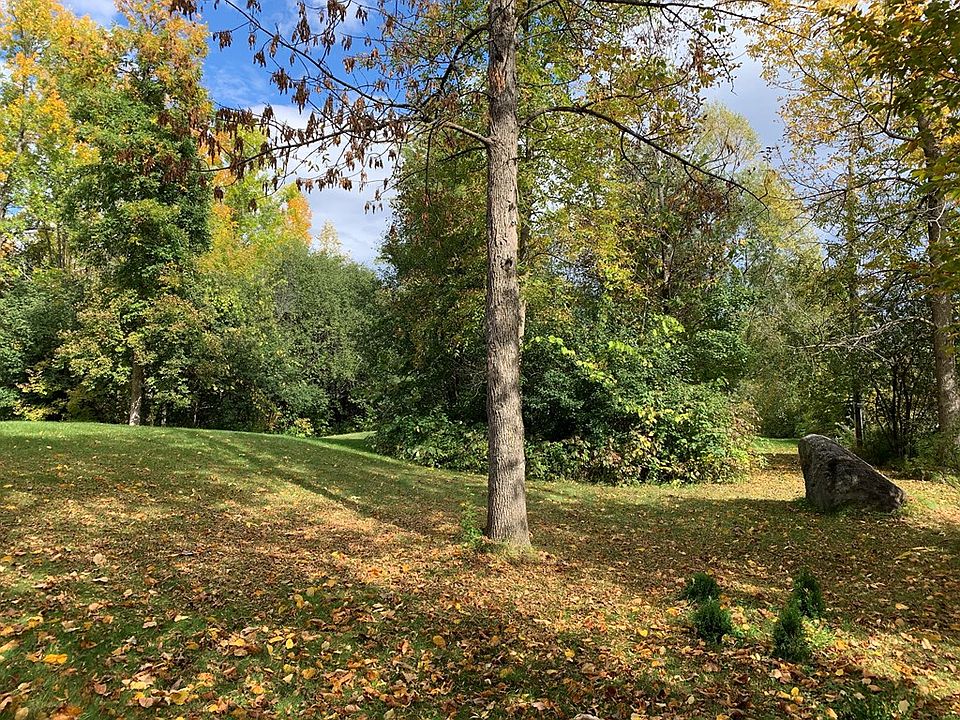 2nd image of 392 Butler Rd