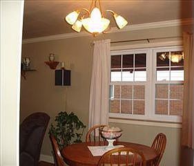 4th image of 373 Twinbrook Dr