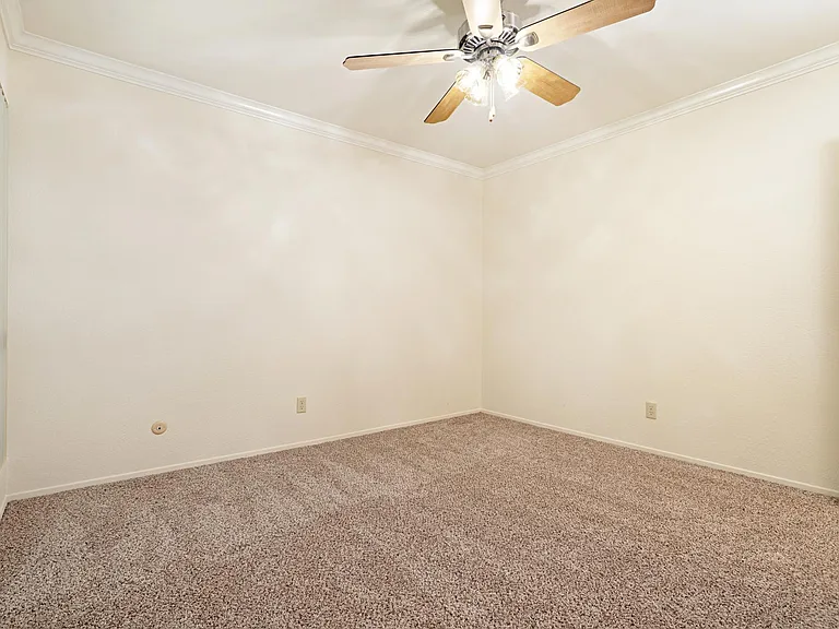 2266 Cazador Dr #4 — Photo 20