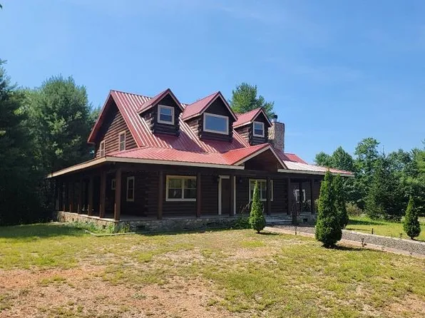 230 Falcon Ridge Rd, Fries, VA 24330