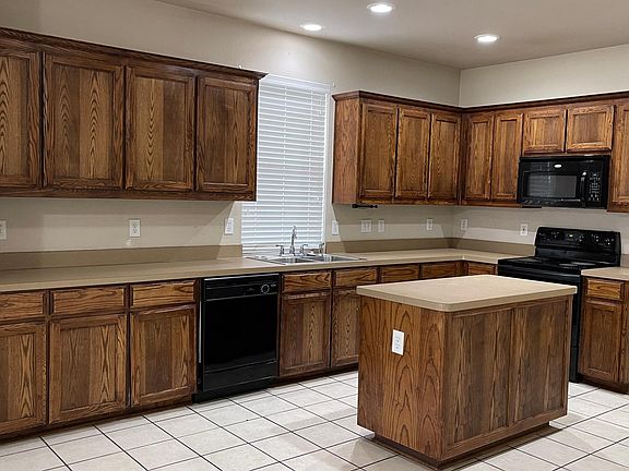 3rd image of 9720 Minton Dr