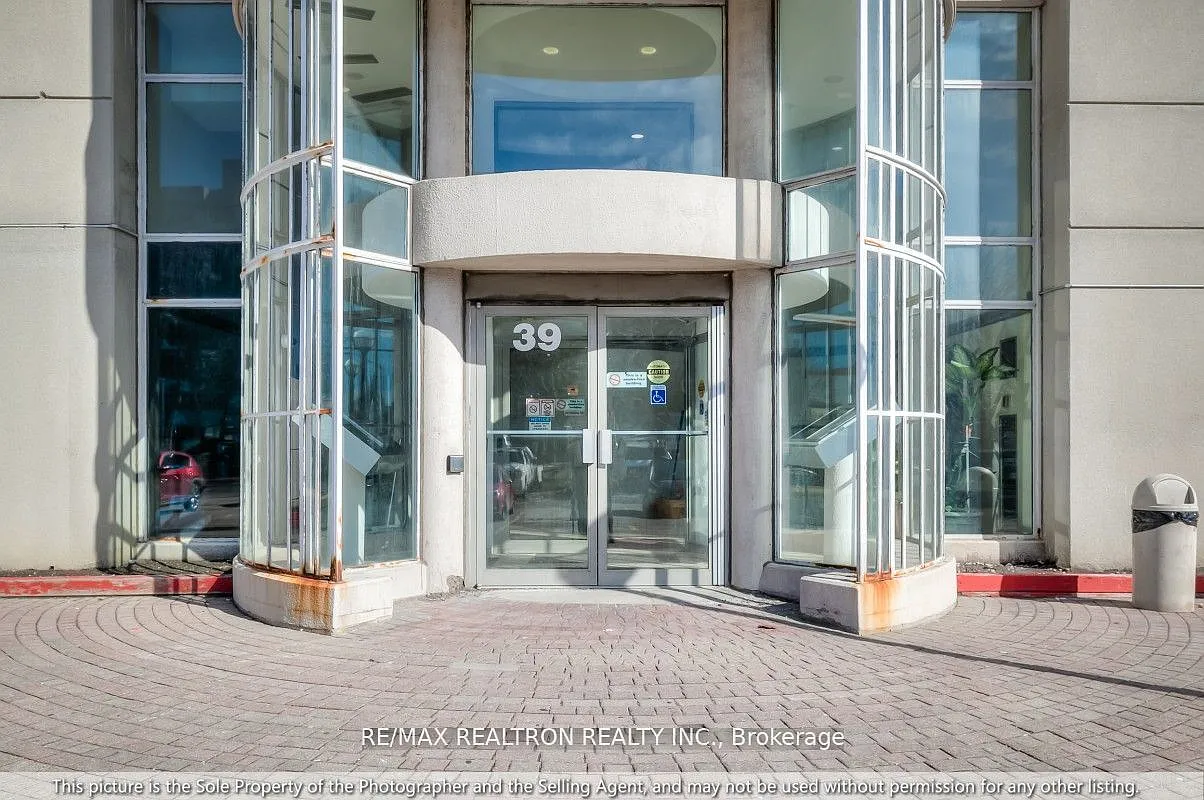 2 bed, $2,200 — Photo 2