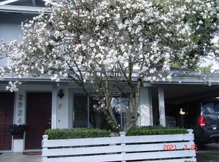 2924 NE 8th St, Renton, WA 98056