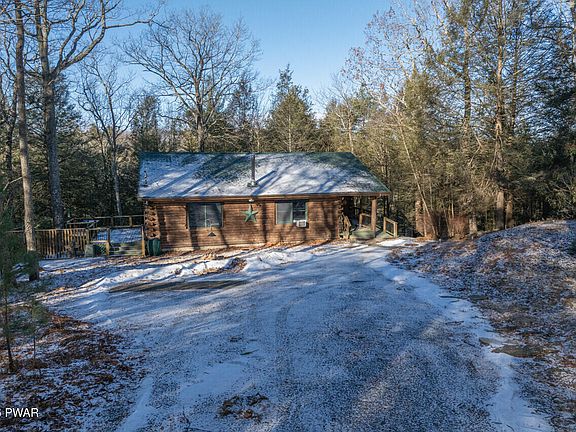 3rd image of 124 Mulberry Dr