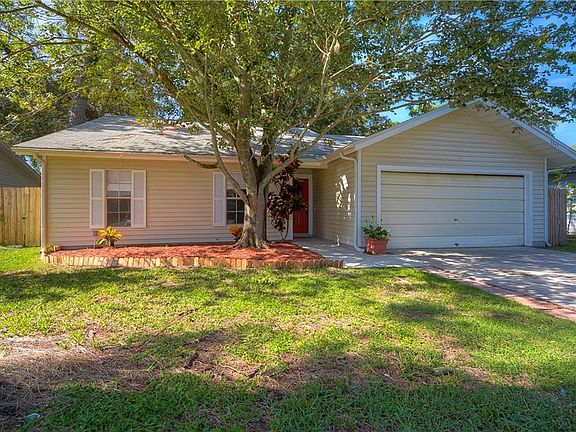 2nd image of 5842 Darren Ct N