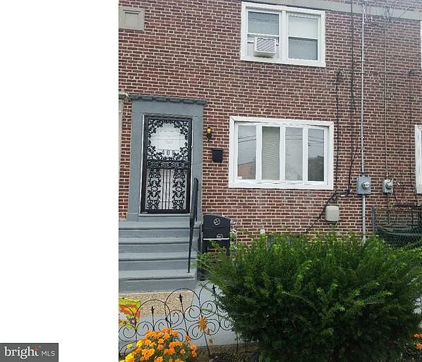 2nd image of 408 So 30th St