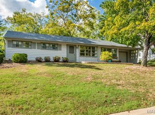 725 Brookridge Dr, Saint Louis, MO