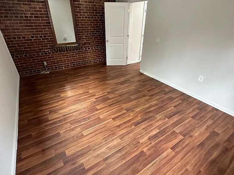 6221 Kenilworth Ave — Photo 8