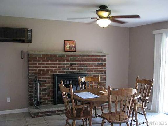 3rd image of 164 Meadow Run