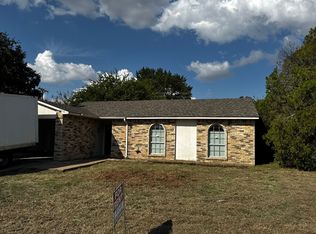 5425 Gates Dr, The Colony, TX 75056