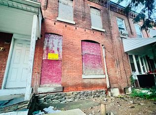 1015 Hyatt St, Chester, PA 19013