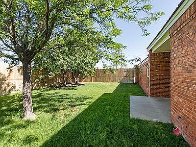 3rd image of 7006 Bradford Dr