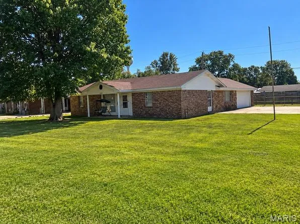 415 Stafford Dr, Portageville, MO 63873