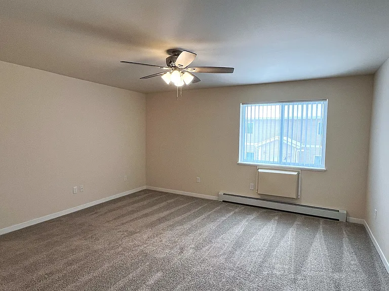 713 Caroline St — Photo 209
