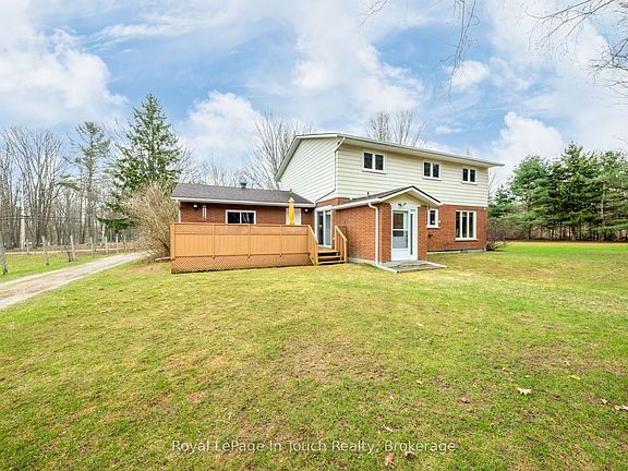 3rd image of 756 Champlain Rd