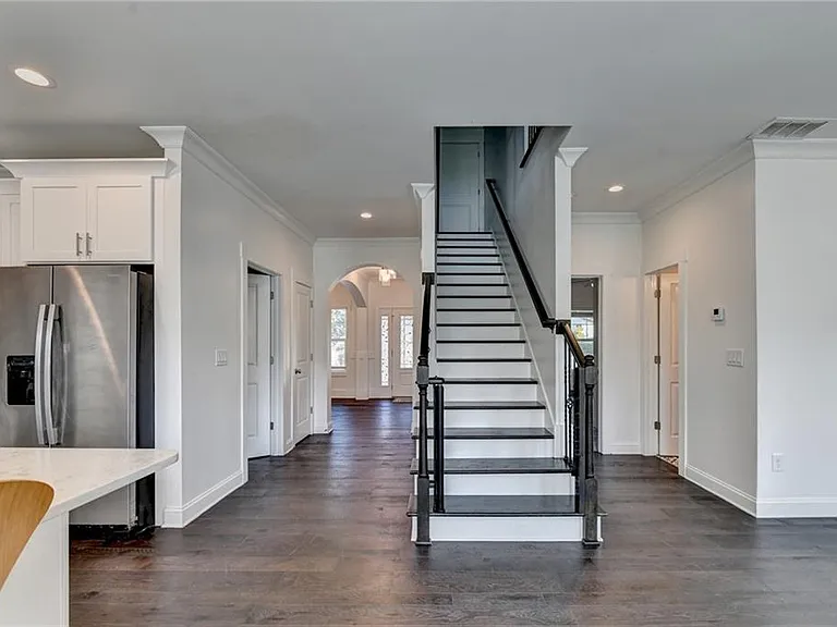 45 Sudderth St — Photo 13