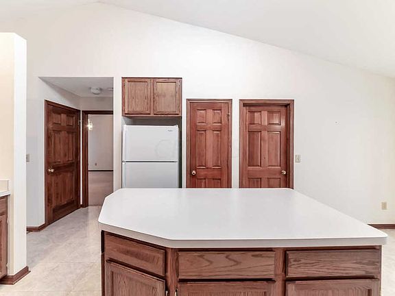 5th image of 4634 Cutwater Ln