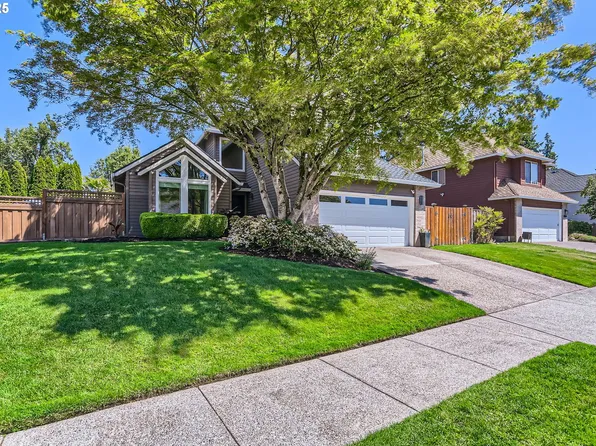 5290 SW Greenwood Cir, Tualatin, OR 97062