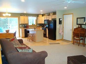 5th image of 907 Torrie Cir