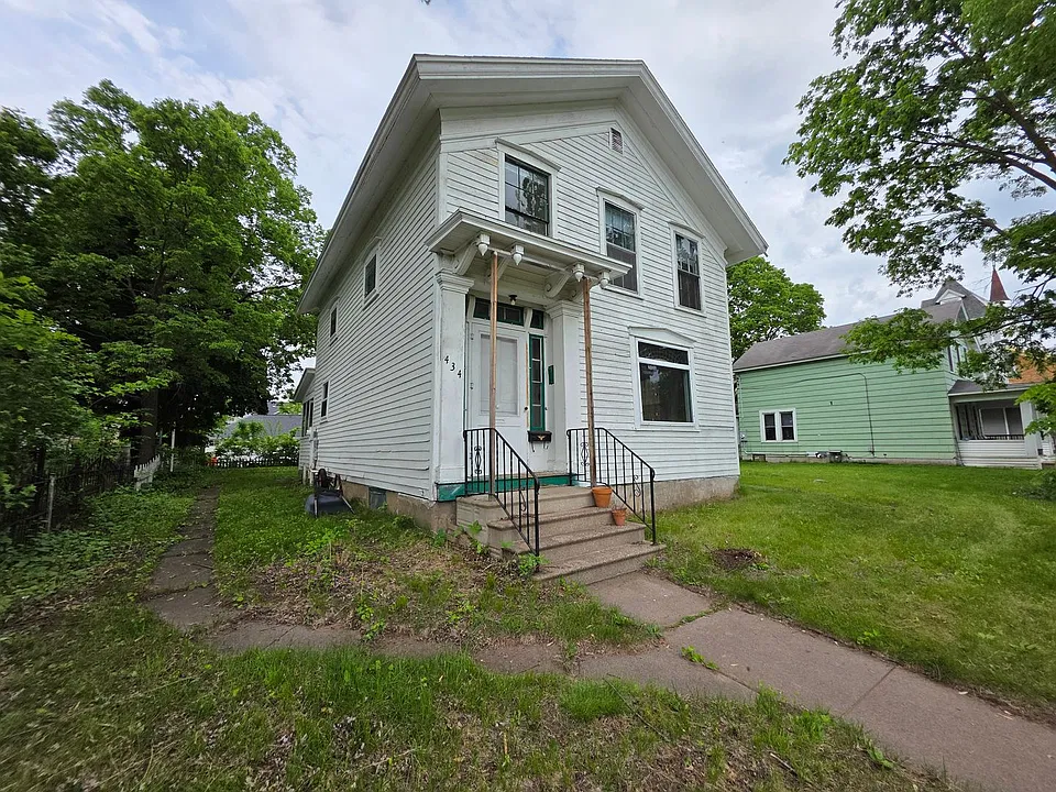 434 Niagara St