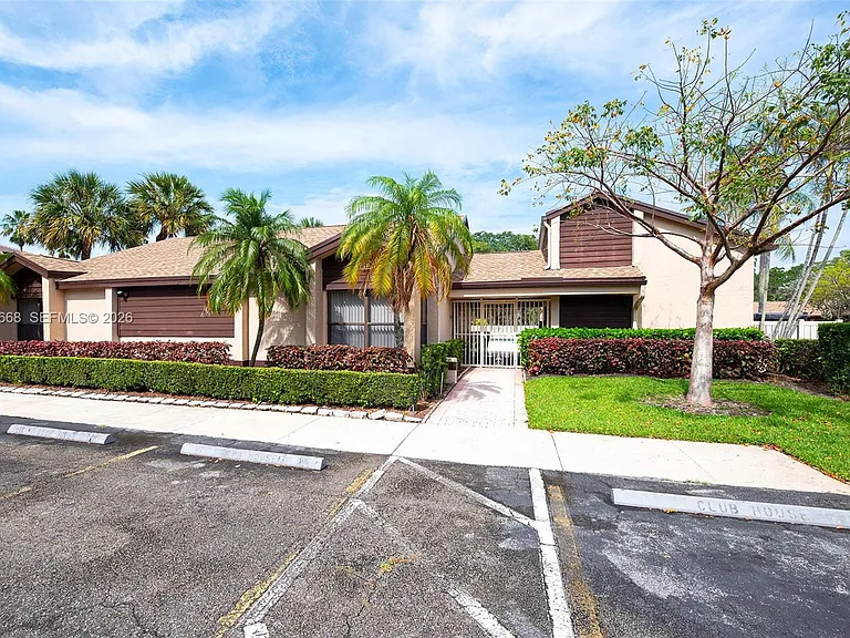 2676 Carambola Cir N #1760 — Photo 28