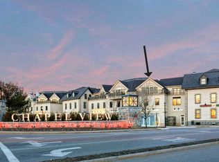 1000 Chapel View Blvd UNIT 302, Cranston, RI 02920