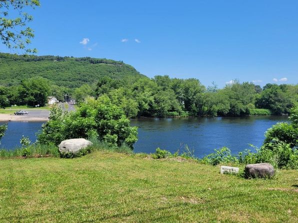 Matamoras PA Real Estate - Matamoras PA Homes For Sale | Zillow