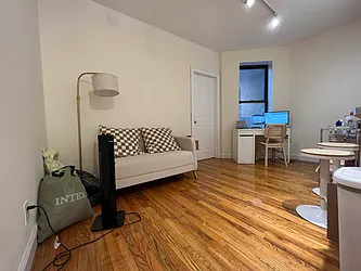 Rented by MOTION New York