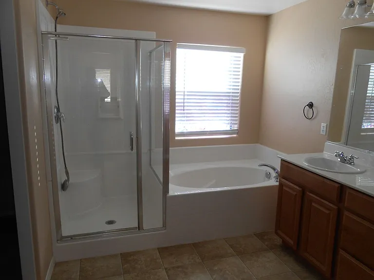 8339 Waylon Ave — Photo 17