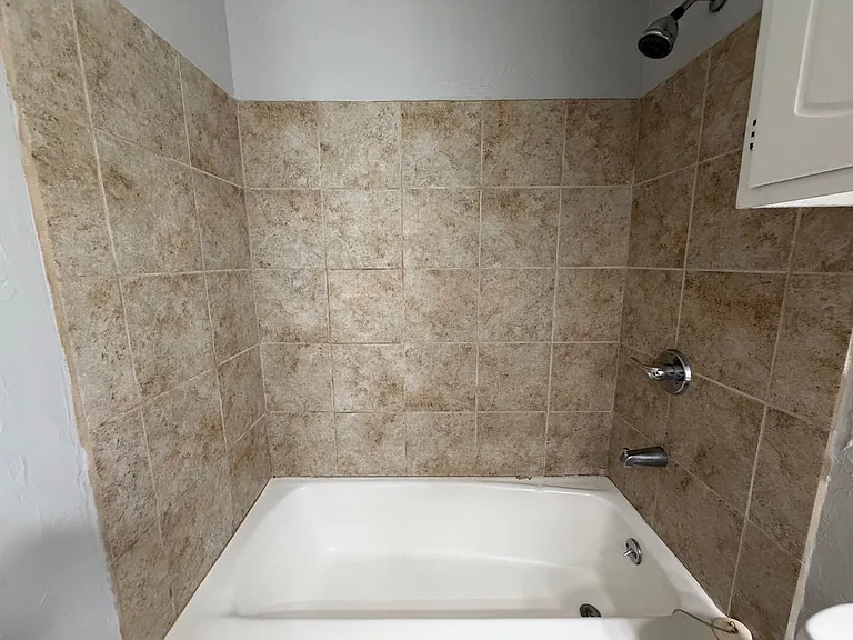 205 S Meadow Ln — Photo 18
