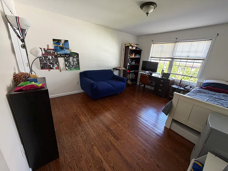 Photo from current occupancy.