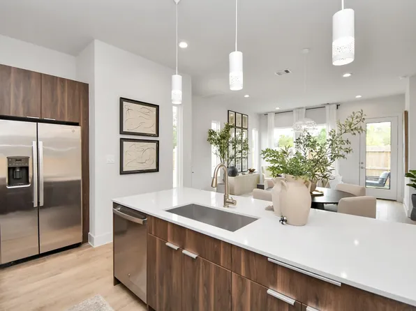 4002 Boho Ln, Houston, TX 77045