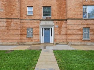 2121 N Saint Louis Ave #3S, Chicago, IL 60647