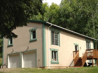 586 Bullion Dr, Fairbanks, AK 99712