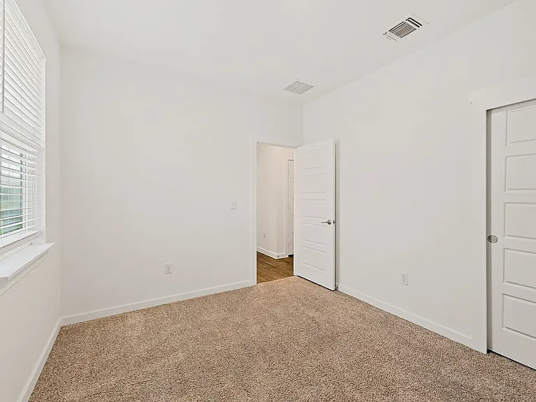143090 Macquarie Dr — Photo 15