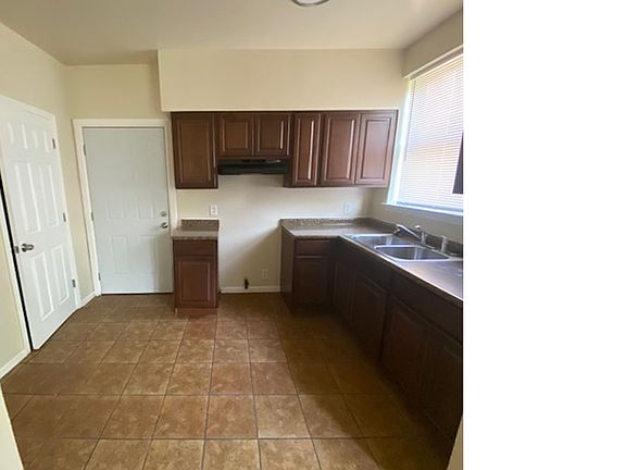 2nd image of 226 N Pine Ave #1