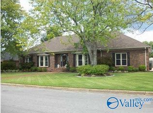 2302 Carleton Dr SW, Decatur, AL 35603