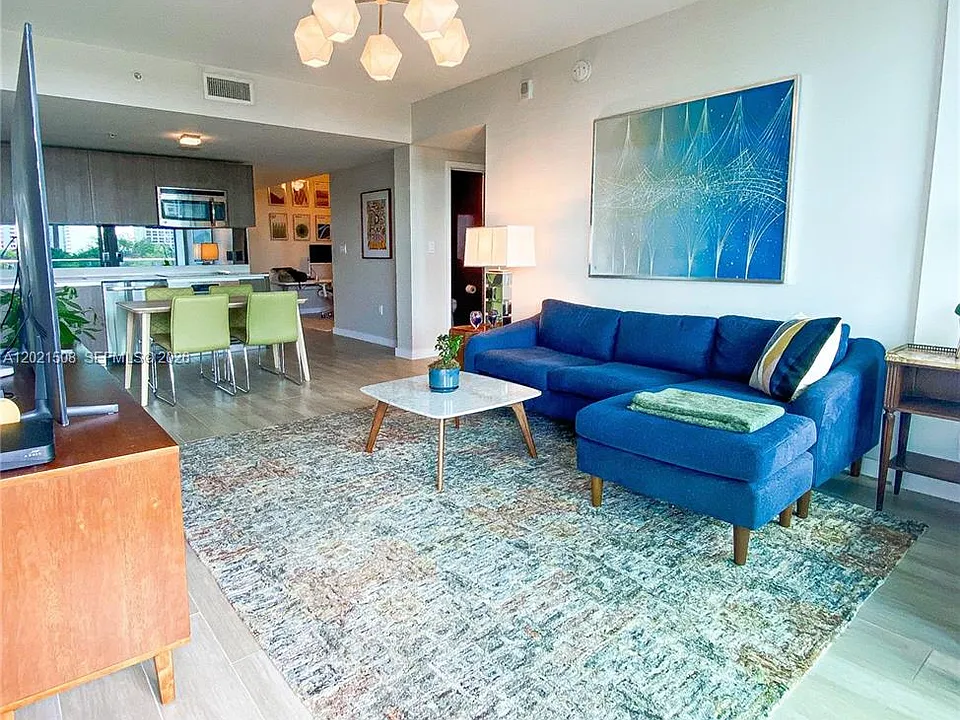 1600 SW 1st Ave #515