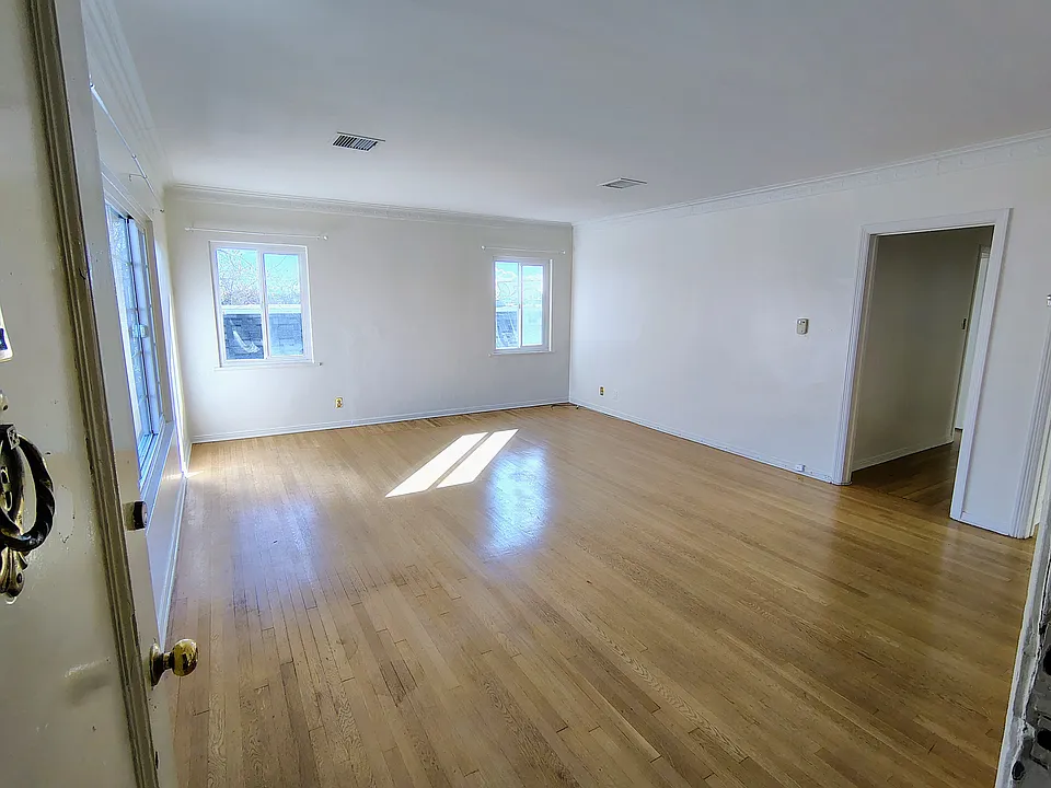 9760 Charleville Blvd #Penthouse C