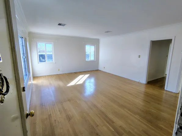 9760 Charleville Blvd #Penthouse C, Beverly Hills, CA 90212